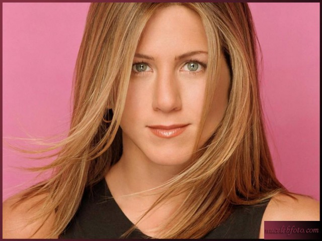 Дженнифер Энистон, С Днем Рождения!