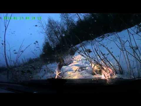 Из за фуры улетел в кювет