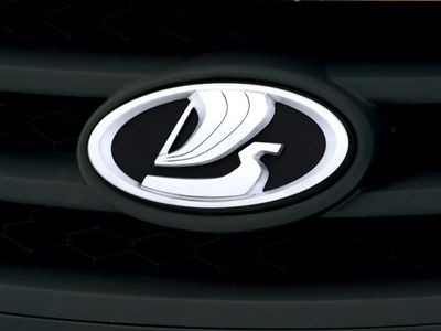 Отечественные Lada меняют логотип