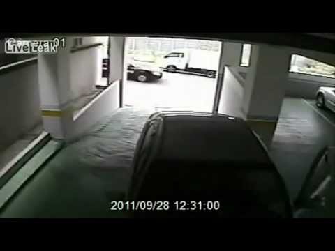 Видео ТОП 5. Девушки паркуются