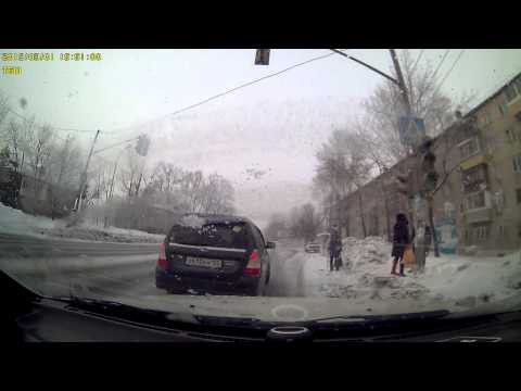 Объехал аварию 