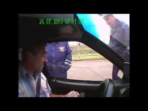 Гибдд! Где ваш нагрудный знак? На груди