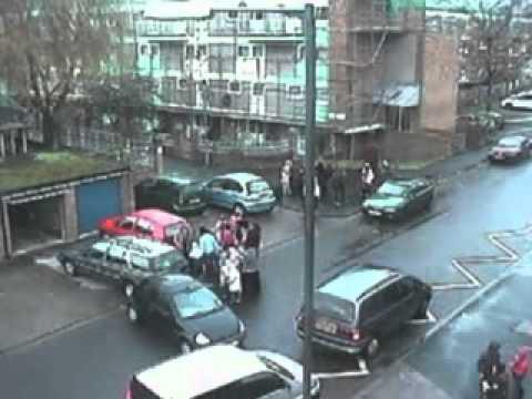 Попросил же не парковаться у гаража