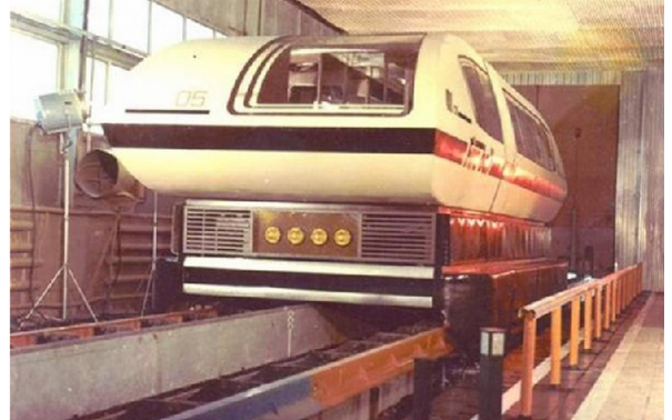 Концепты советской эпохи: поезд на магнитной подушке