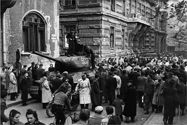 Восстание, контрреволюция или спецоперация? События Венгрии 1956 года