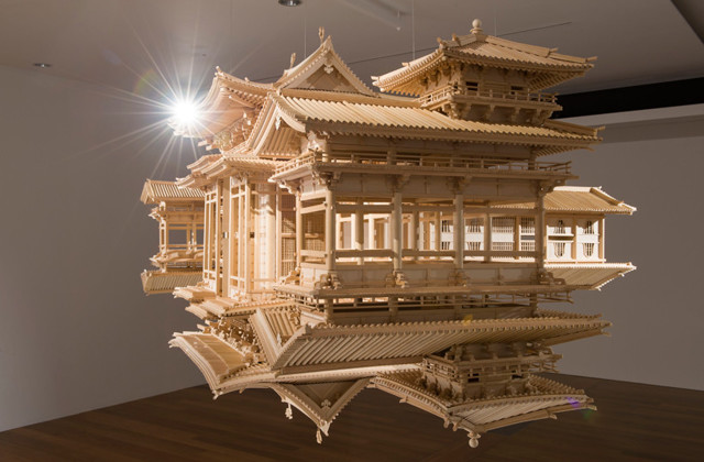 Плавающее отражение храма Такахиро Ивасаки