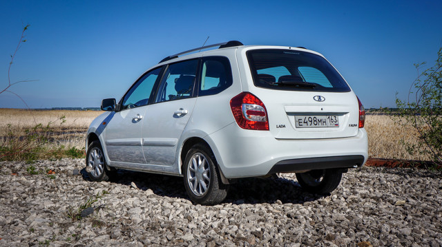 Lada Kalina разом подешевела на 2500 евро