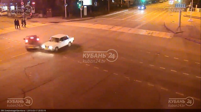 Навожу прицел на бампер