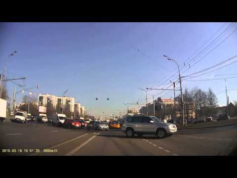 Подбил полицейскую машину 