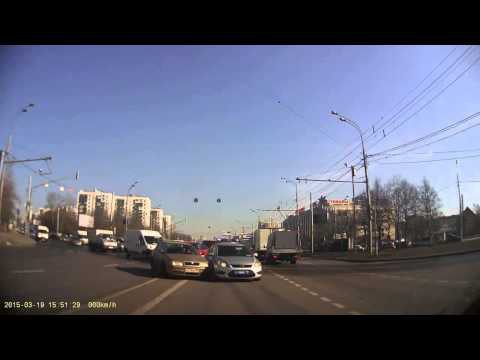 Авария со спец машиной и блатными номерами