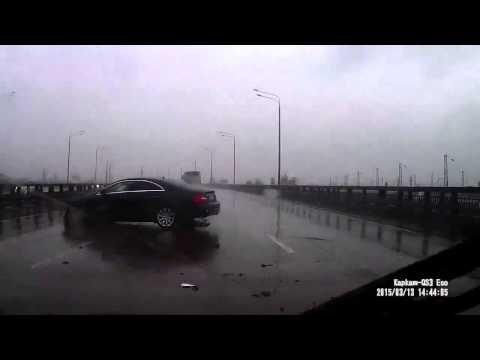 Разбил свой новенький мерин