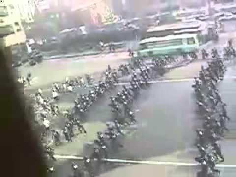 ОМОН Вот это я понимаю работают
