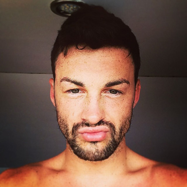 Мужские  селфи