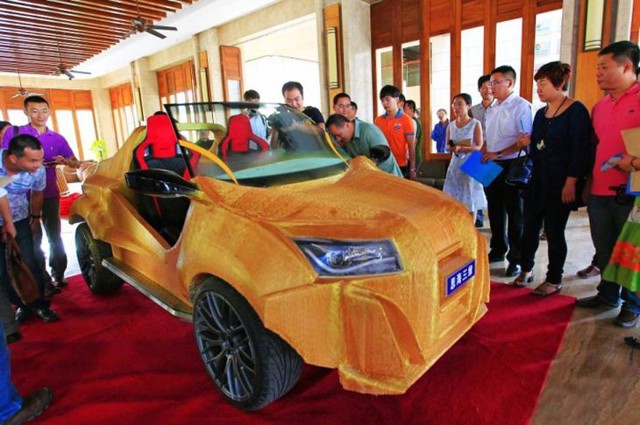Китайцы построили электромобиль на 3D-принтере