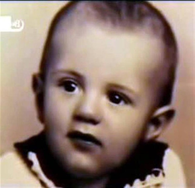 Угадайте кто это из знаменитостей в детстве?