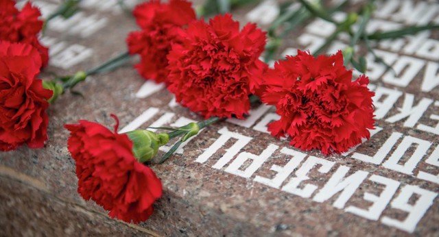 Житель Иссык-Куля воздвиг монумент участникам ВОВ, продав корову