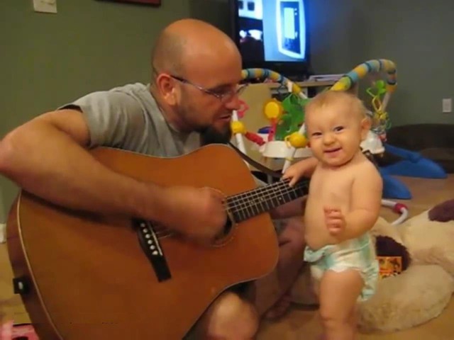 Малыш любит Bon Jovi