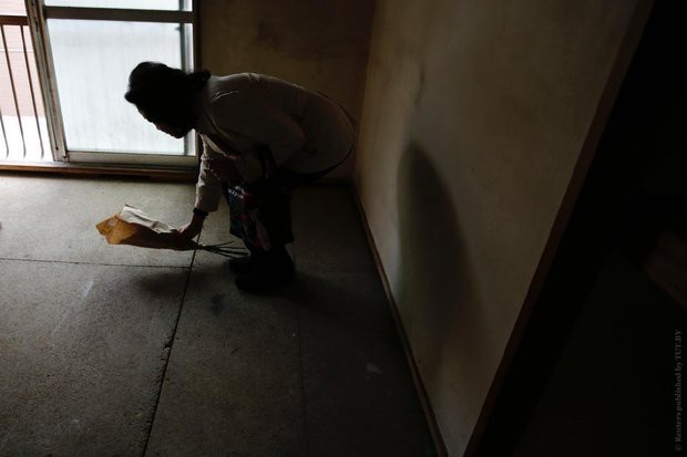 Наедине со смертью: кто убирает квартиры одиноко умерших японцев 