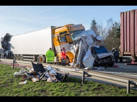 Подборка ДТП и аварий 11.04.2015