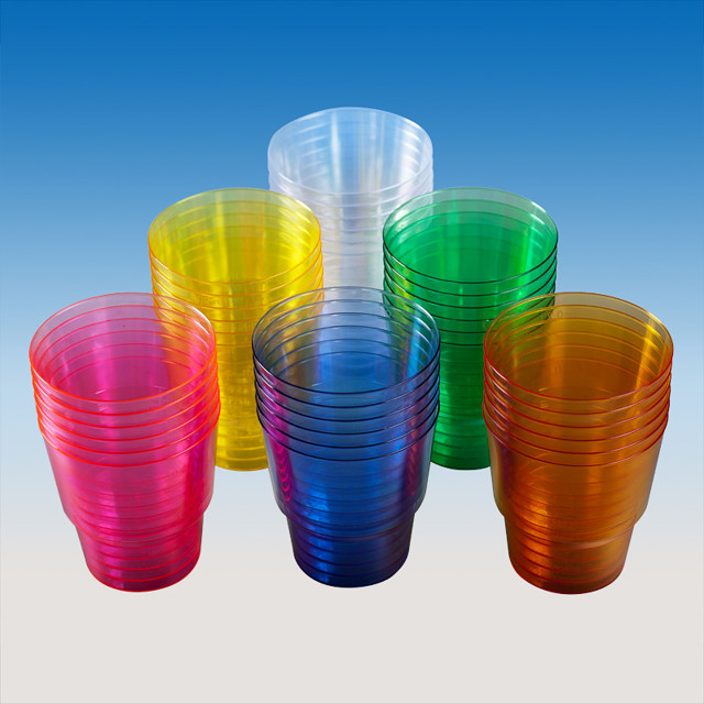 Как сделать классную игрушку, используя обычные пластикоые стаканы