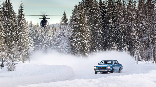 Зимний дрифт на Toyota Cressida