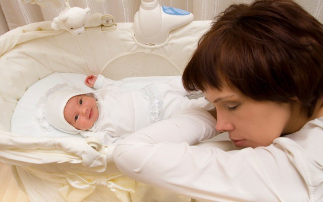 9 вещей, которых нельзя говорить родителям новорожденного ребёнка