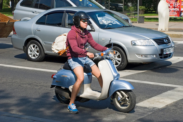 С российских дорог исчезнут мопеды и скутеры