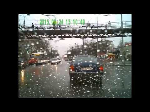 Столкновение на перекрестке 