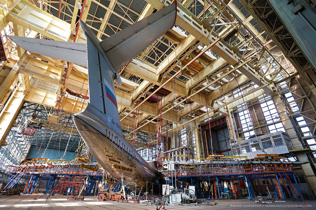 Как испытывают на прочность самолеты