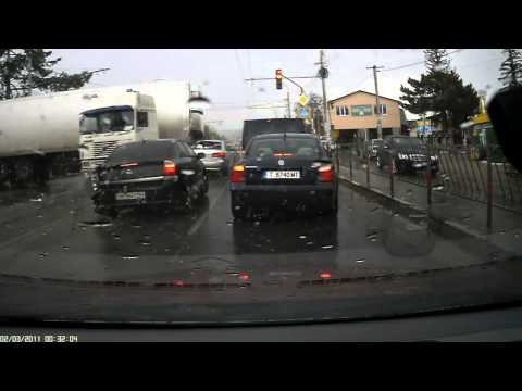 Авария с заносом Фуры в Крыму