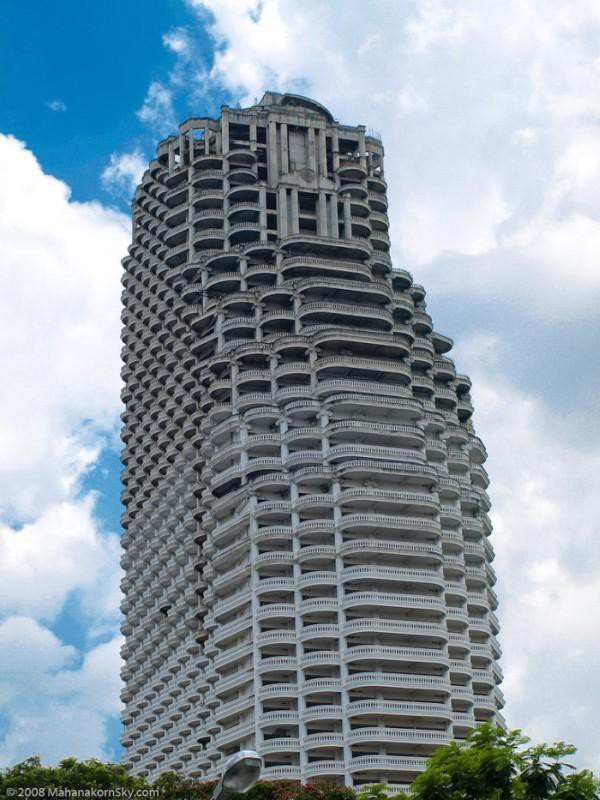 Sathorn Unique - самый высокий заброшенный небоскреб в мире