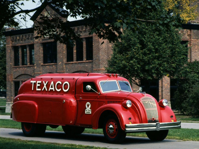 Автоцистерна - Dodge Airflow Tank Truck 