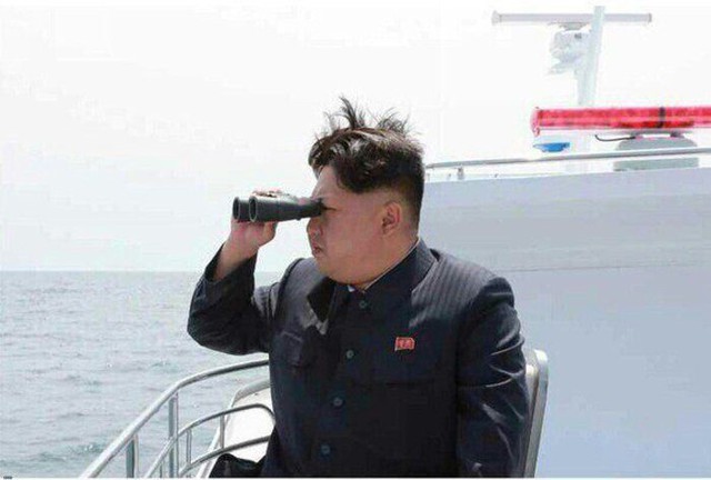 Детская радость на лице Ким Чен Ына после запуска ракеты с подлодки