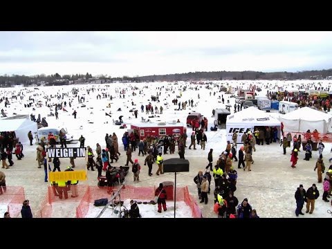 Массовая зимняя рыбалка