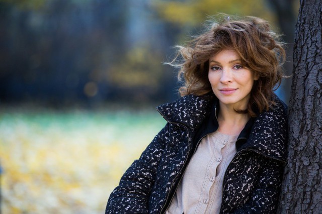 Елена Подкаминская красотка из сериала Кухня 