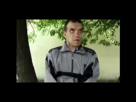 Двойник Robbie Williams  |  Мотоциклист неудачник  