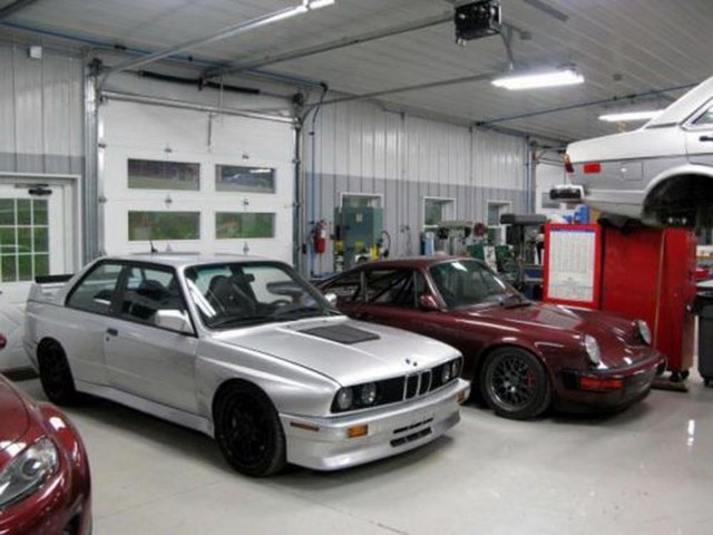 BMW 3-серии 1988 года за 224 тыс. долларов