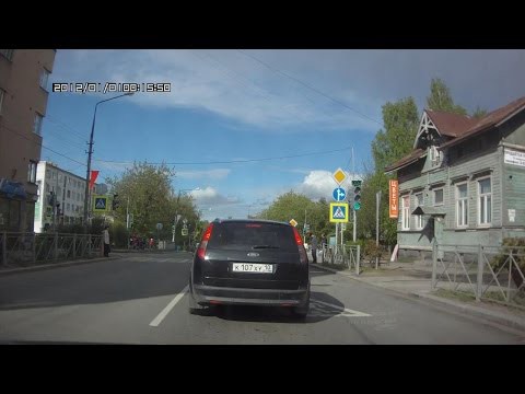 Рено сбил пешехода 