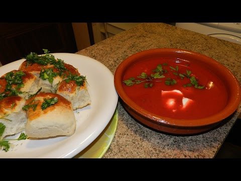 Типа борщ, но нет, похлебка свекольная с пампушками на молоке! 