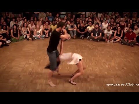  Потрясающе танцуют