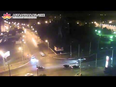 Астрахань Лобовое столкновение на перекрестке 
