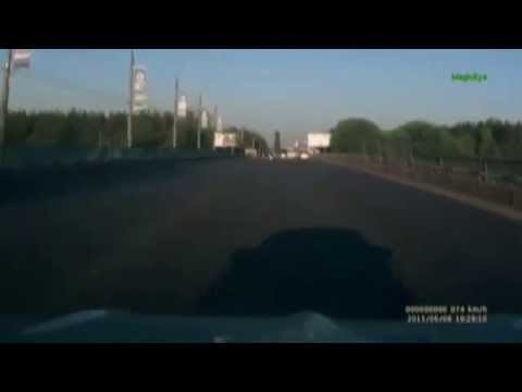 Беременная Женщина разнимала мужа и "Борцух" на Мазде в Воронеже