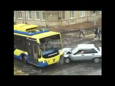 Ваз 21099 против троллейбуса 