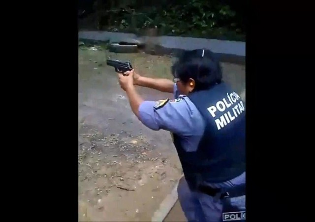 Как не надо стрелять из пистолета 