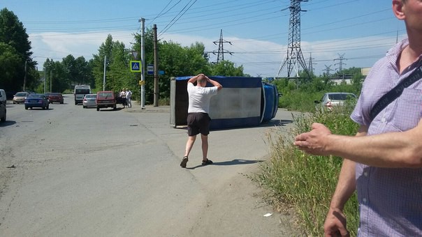 В Челябинске виновник ДТП скрылся, потеряв госномер