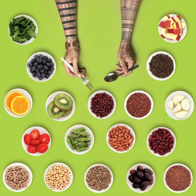 Руки художника в фотопроекте #whatmyhandsdoing