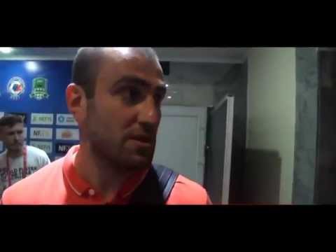 «Говорил тебе никакого английского»