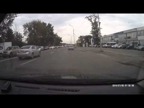 Бездушный мотоциклист сбил собаку и скрылся