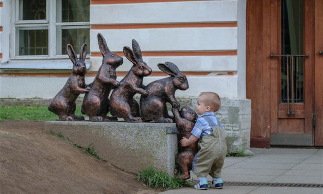 Фотографируйтесь с памятниками правильно!