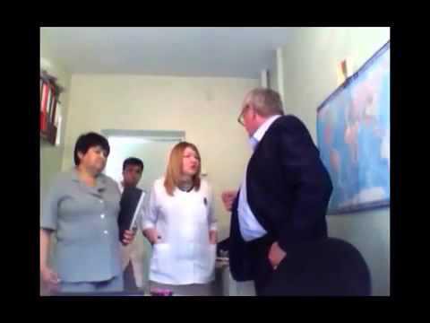 Врача выживают с работы коллеги